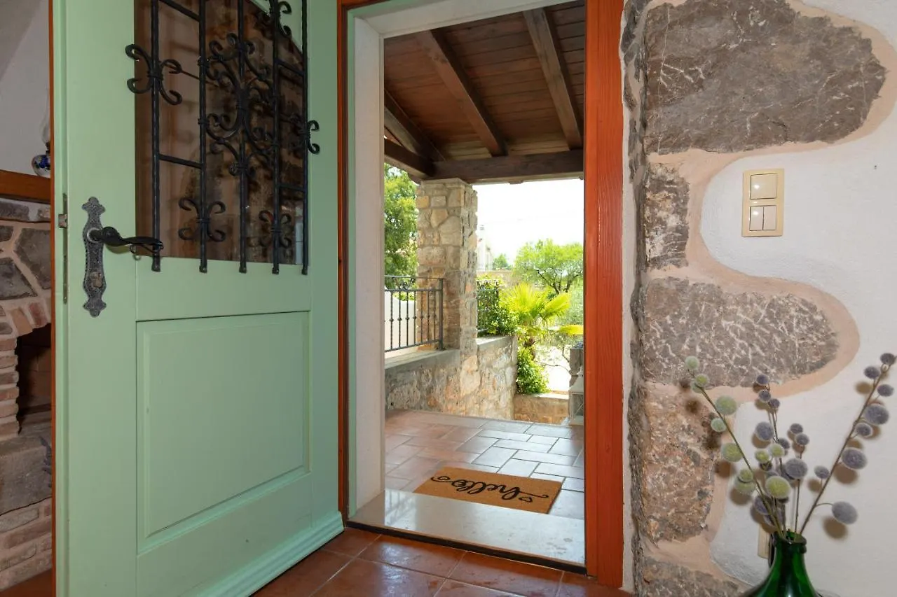 Holiday House Iva - Vrh, Krk 0*,
